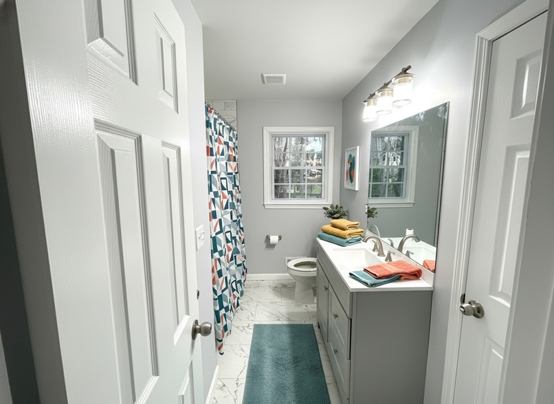 Building Photo - 1695 Buford Dr