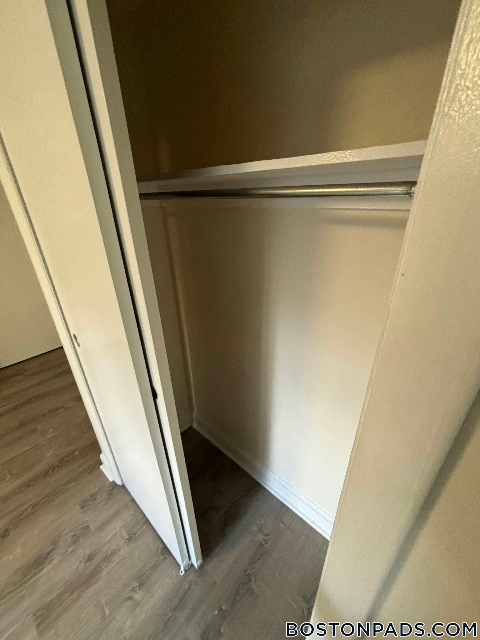 Building Photo - 15 Chester St