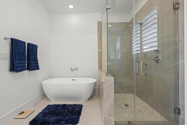 Building Photo - 804 Patterson St