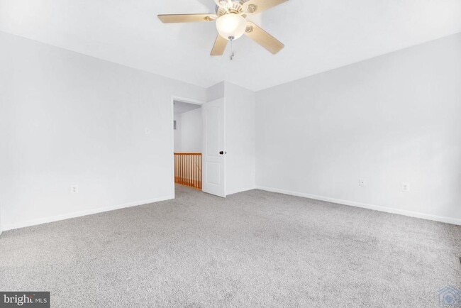 Building Photo - 2406 Lemontree Ln