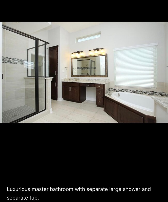 Building Photo - 1509 Bently Green Ln