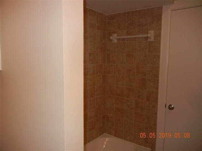 Building Photo - 8727 Bryam St