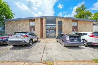 Building Photo - Star West - SS