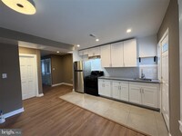 Building Photo - 1206 16th St NE