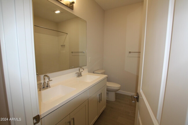 Building Photo - 7818 N 79th Ave