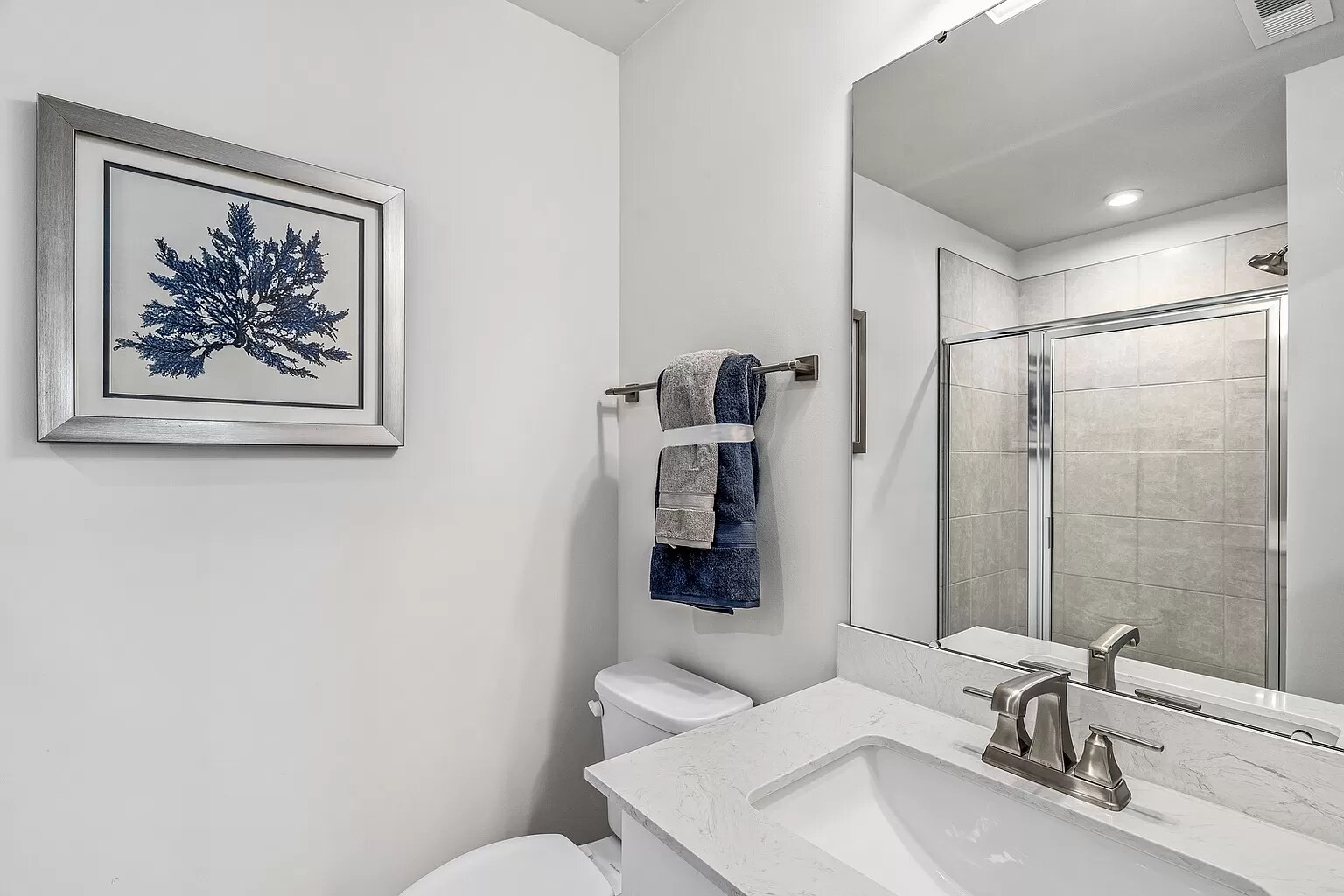 Building Photo - 3711 S Tryon St