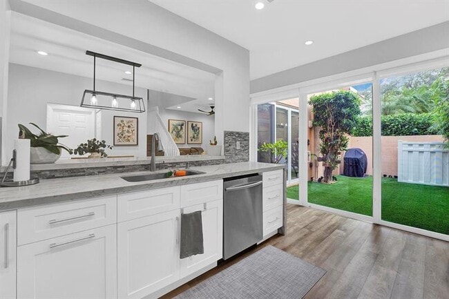 Building Photo - 1546 Yellowheart Way