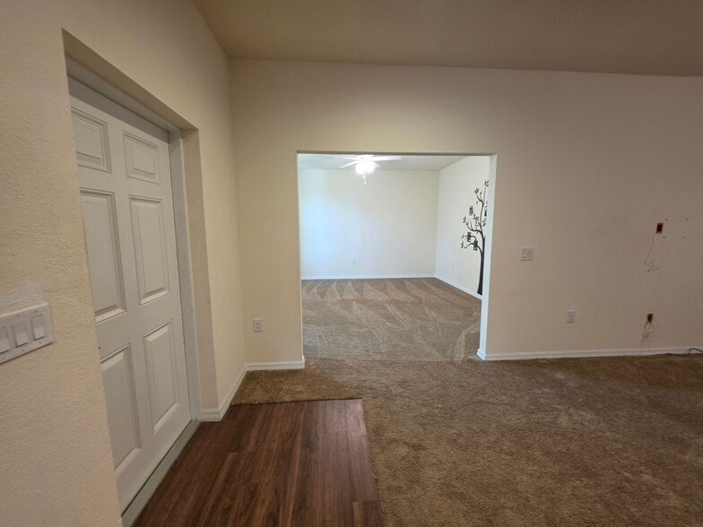 Building Photo - 6004 Pecan Cir