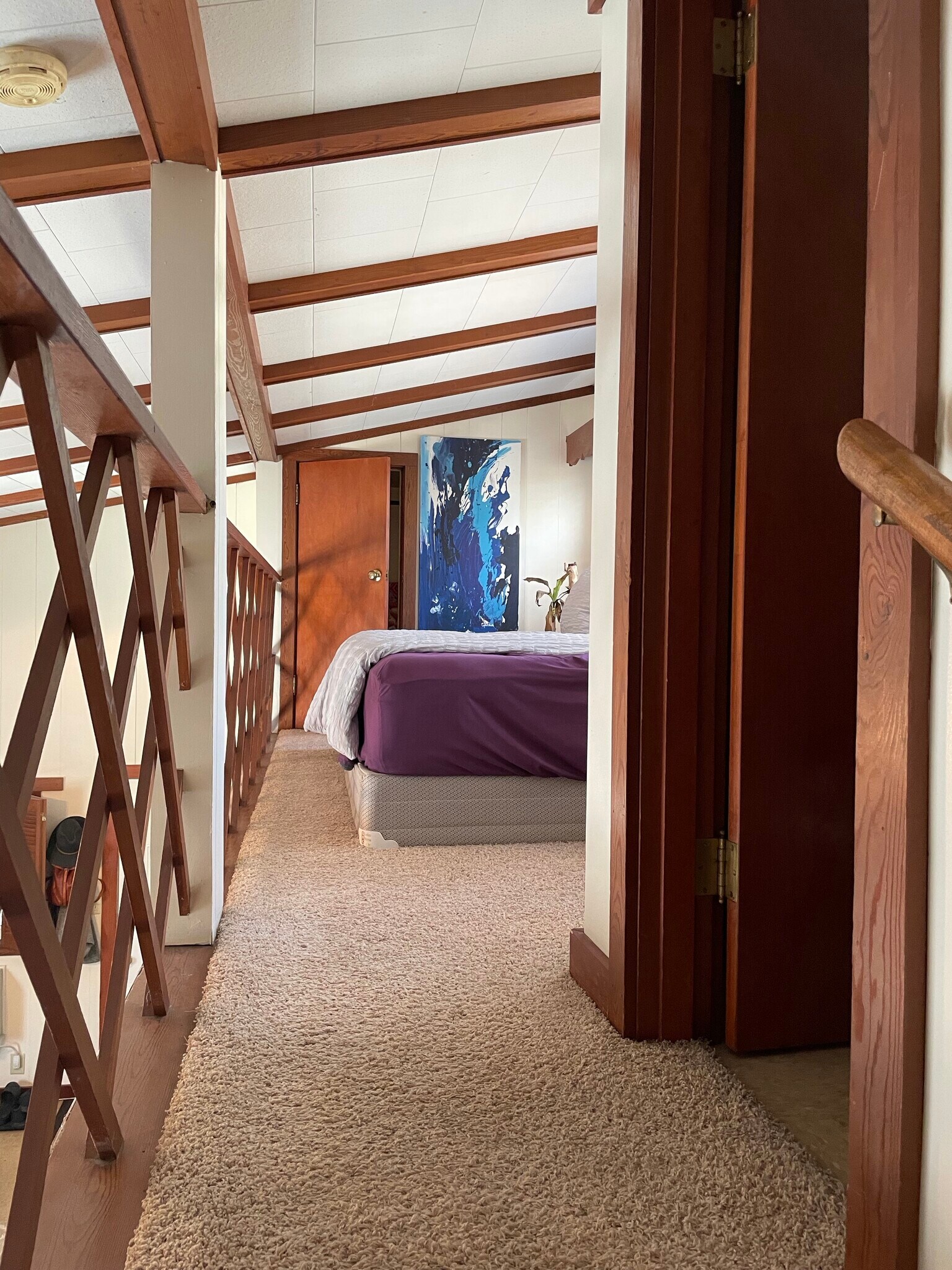 Loft bedroom - 137 Oak St