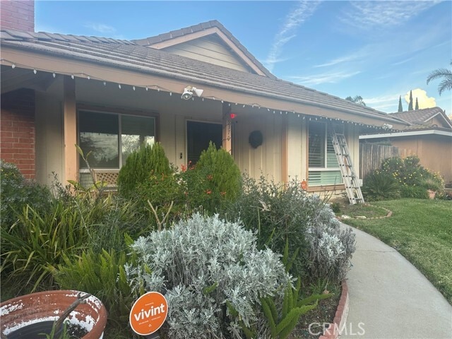 Building Photo - 9370 Somerset Dr