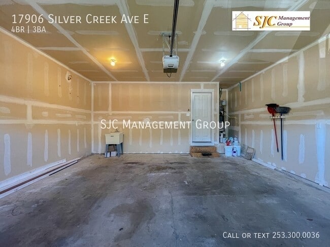 Building Photo - 17906 Silver Creek Ave E