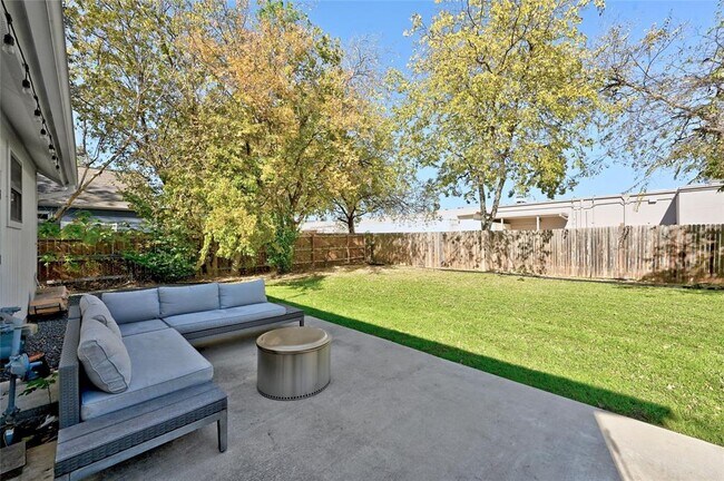 Building Photo - 4410 Jester Dr