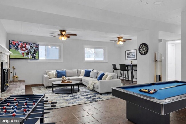 Building Photo - 4224 Kinmount Rd