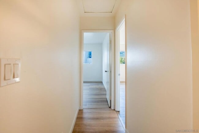 Building Photo - 1823 Sparks Ct