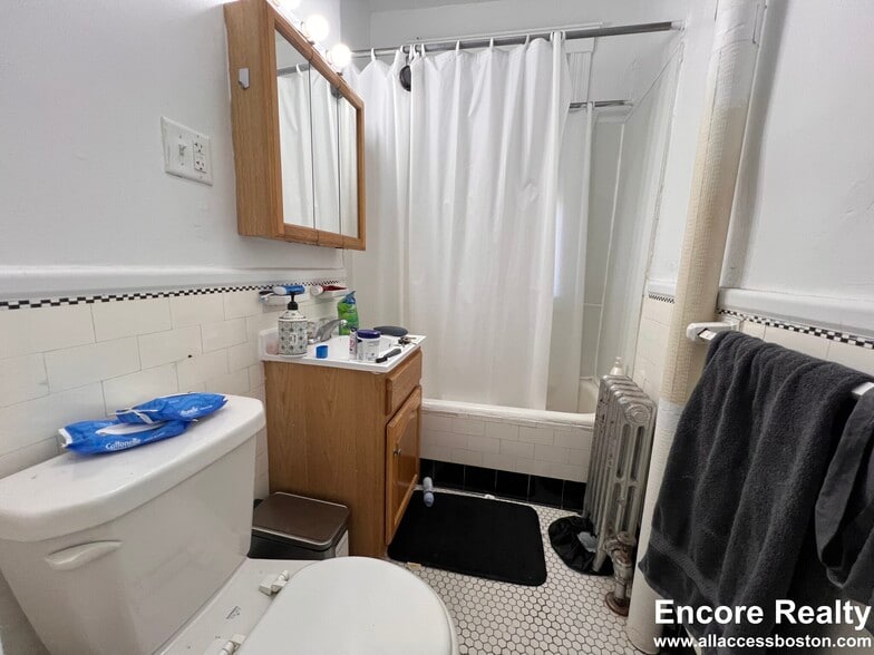 Building Photo - 116 Washington St