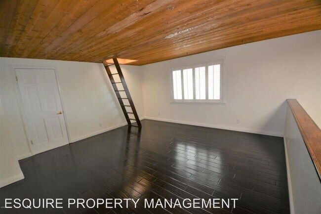 Building Photo - 3 br, 3 bath House - 300 MELROSE DRIVE