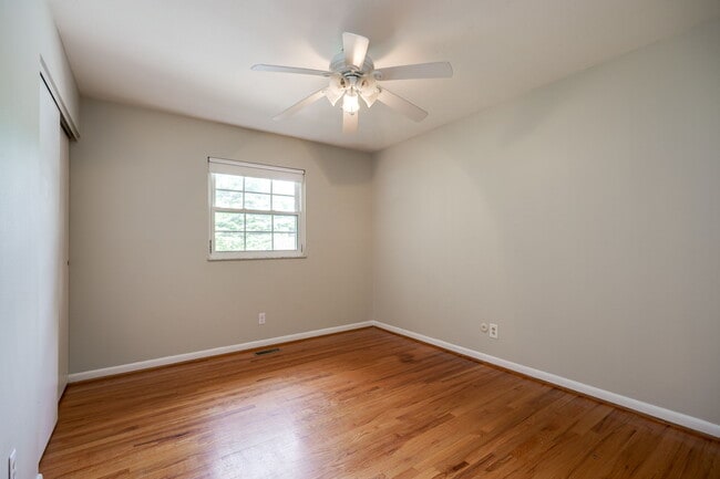 Building Photo - 5781 King Arthur Dr