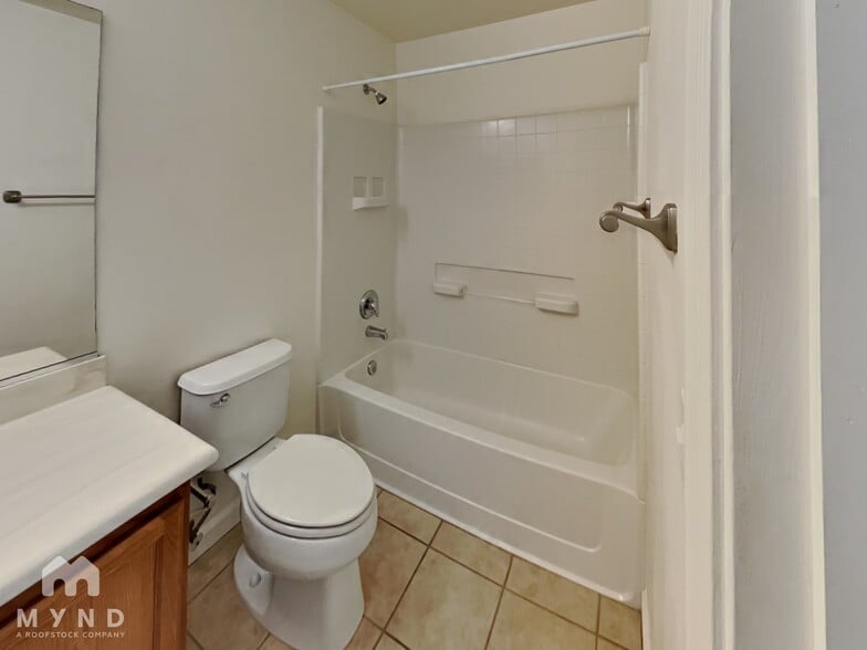 Building Photo - 12548 E Red Iron Trail