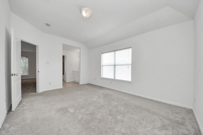 Building Photo - 4230 Waterwood Dr