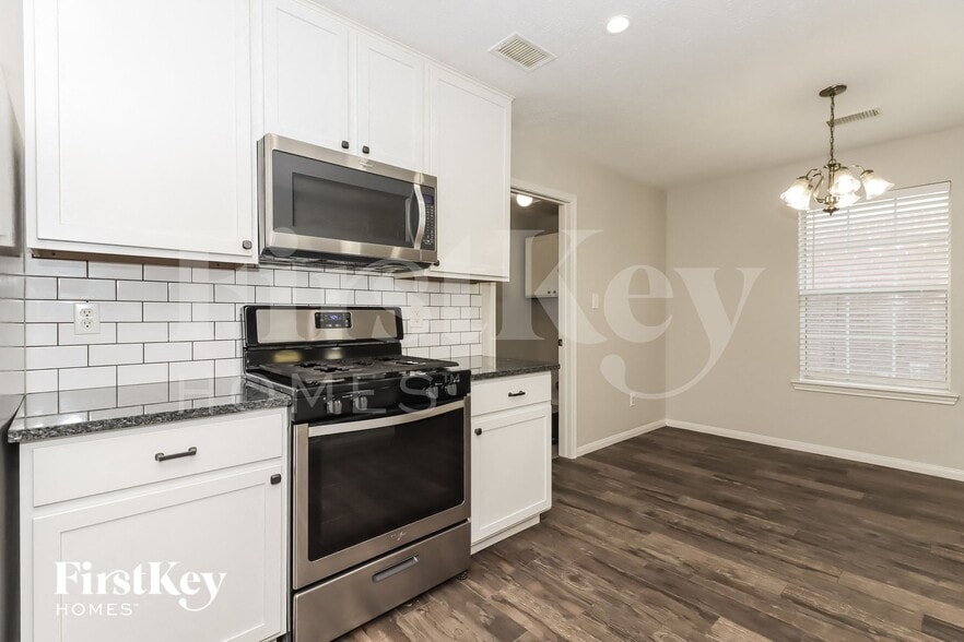 Building Photo - 16114 Speyburn Ct