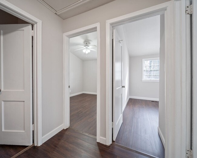 Building Photo - Rent 2 Get 2 Rooms for Free- This home is Priced as a 2bdrm in Intown Atlanta