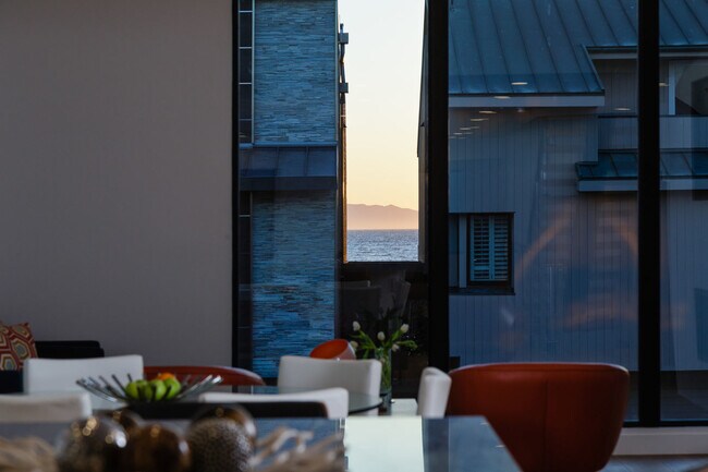 Building Photo - 3920 O-Fully Furnished | Hollywood Beach |...