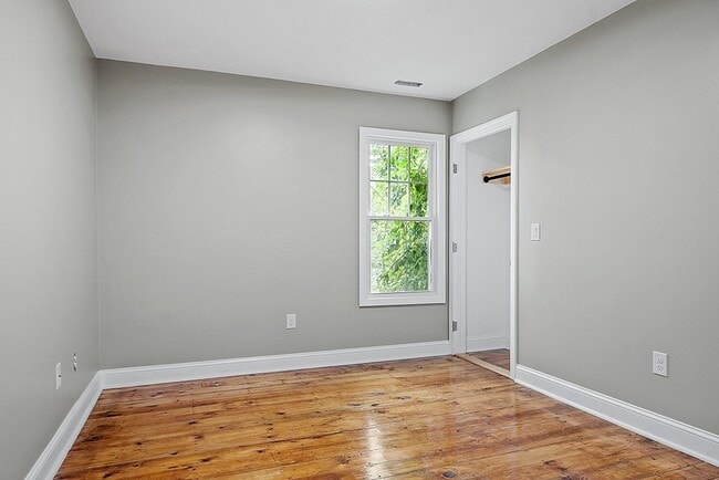 Building Photo - 79 Gage St