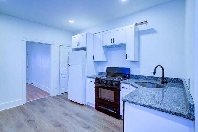 Building Photo - 649 St Joseph St