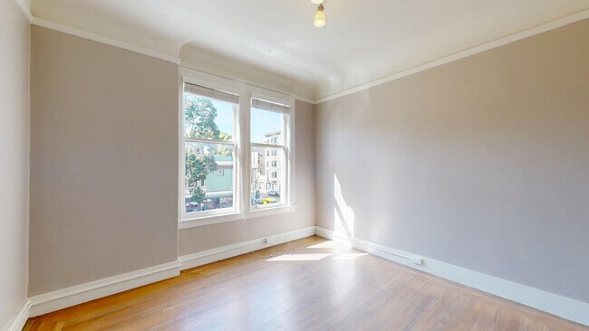 Building Photo - 186 Gough St