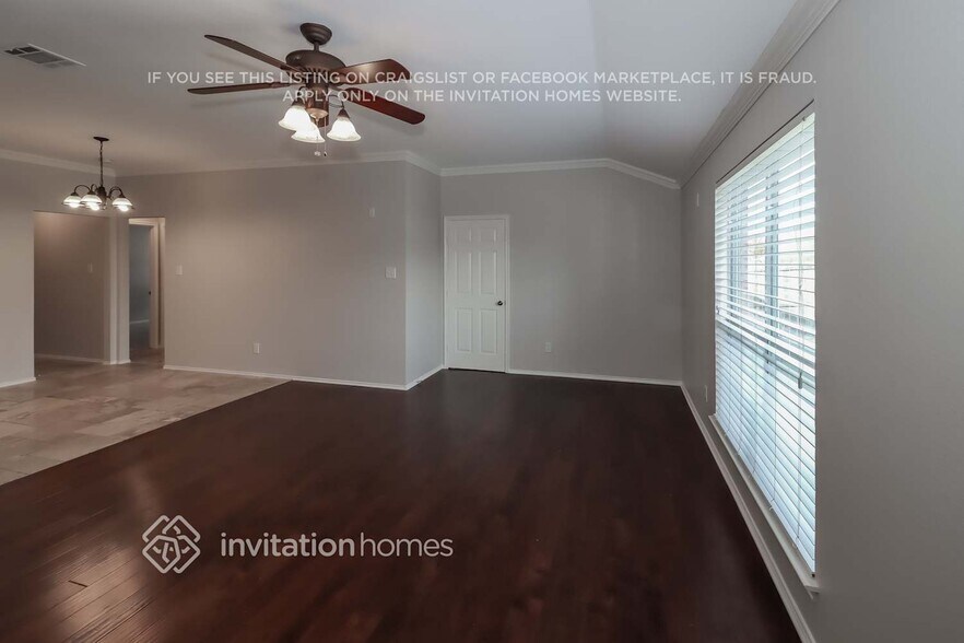 Building Photo - 3405 Charing Cross Rd