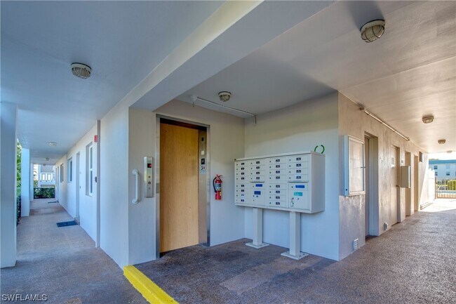 Building Photo - 3100 Binnacle Dr