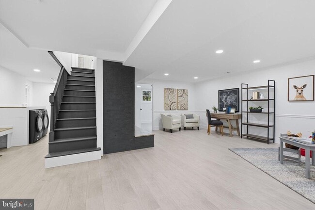 Building Photo - 2539 Gallows Rd