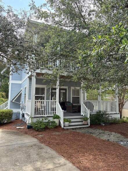Building Photo - 76 Tradewinds Dr