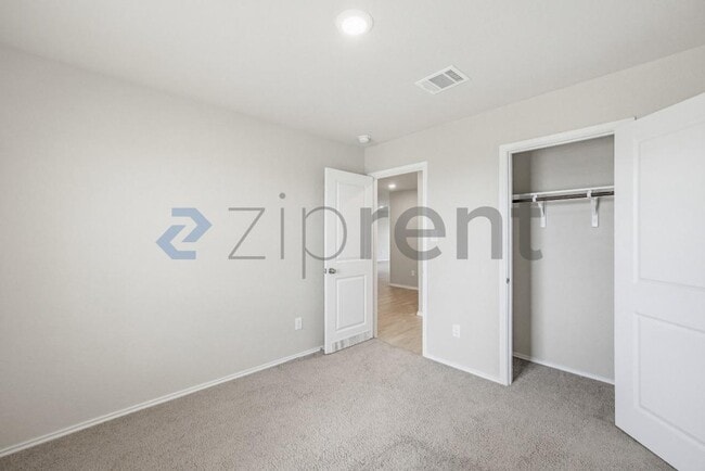 Building Photo - 2781 Rosefinch