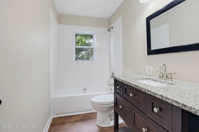 Building Photo - 4015 Valley View Dr