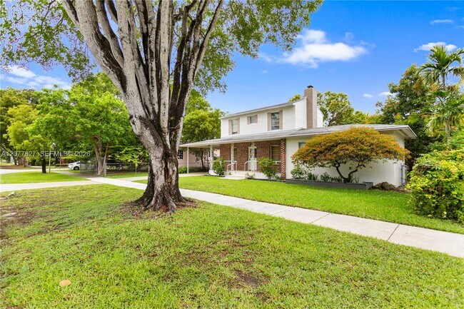 Building Photo - 72 Palmetto Dr