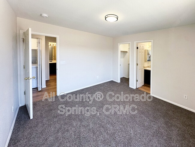 Building Photo - 235 Ellers Grove