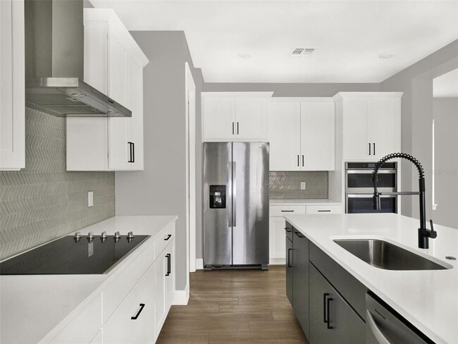 Building Photo - 13782 Grignard Aly