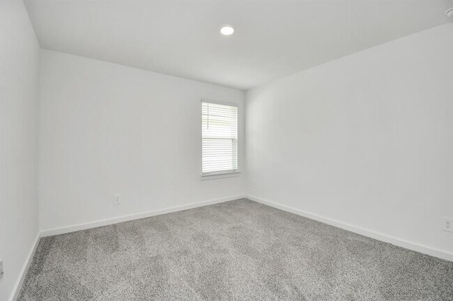 Building Photo - 8519 Swenson Ln