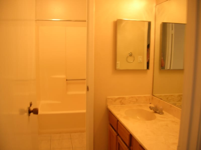 Building Photo - 7 Blue Fox Ct