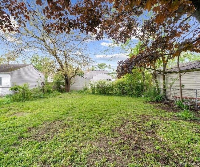 Building Photo - 2017 Harding Ave