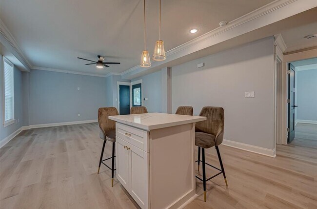 Building Photo - 1110 Avenue K Ave