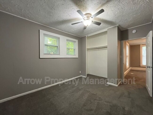 Building Photo - 445 N 25th St