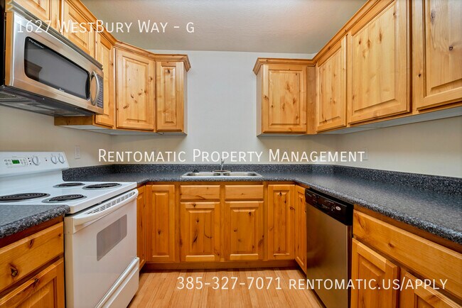 Building Photo - 1627 Westbury Way