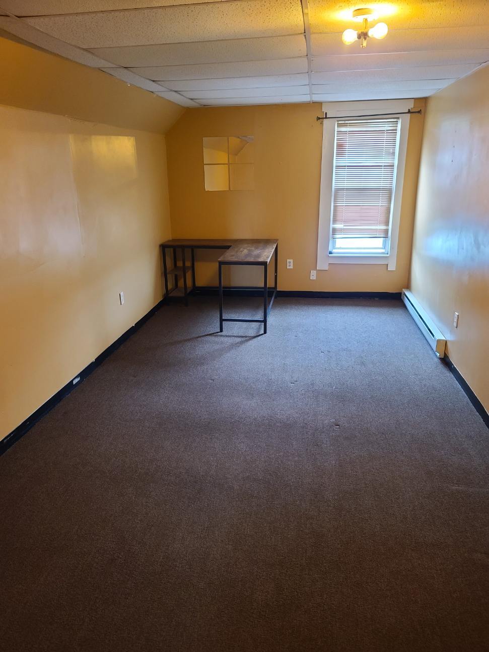 Large, Deep Bedrooms - 427 Taylor Ave