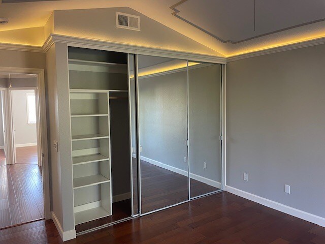 Master bedroom California closet - 10545 Kemerton Rd