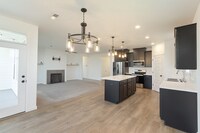 Building Photo - 3 bed/2 bath in the up and coming West Richland area