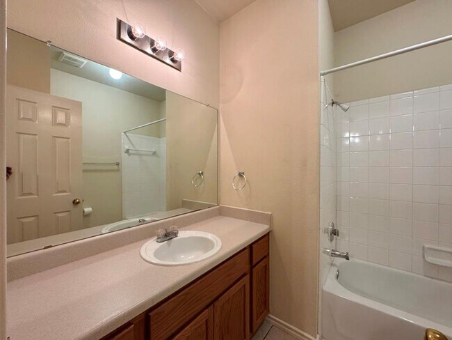 Building Photo - 1717 Constantino Cir