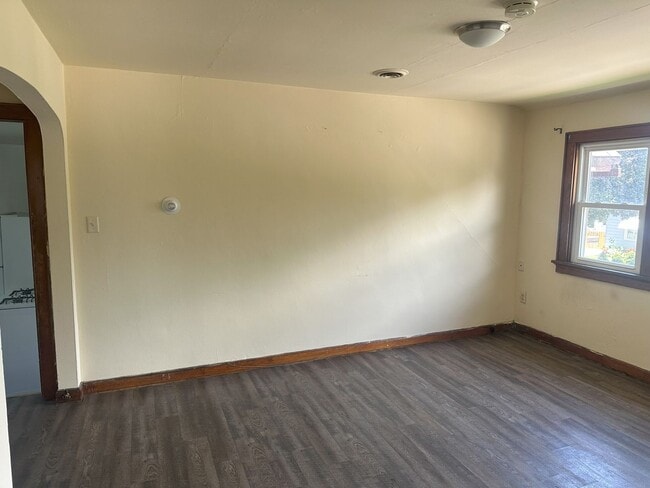 Building Photo - 43 W Mitchell St