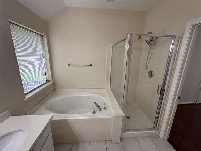 Building Photo - 5404 Balmorhea Dr